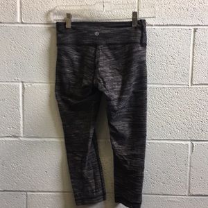 lululemon athletica Pants - Lululemon grey & tan crop legging sz 4 57597 lululemon athletica Pants - Lululemon grey & tan crop legging sz 4 57597
